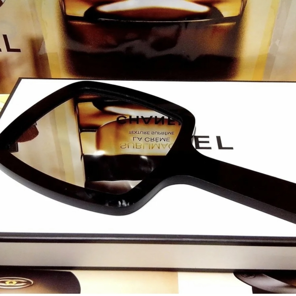 Mirror - Picture 2 of 4